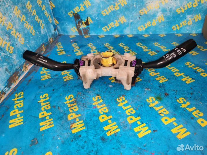 Блок подрулевых переключателей Mazda Familia