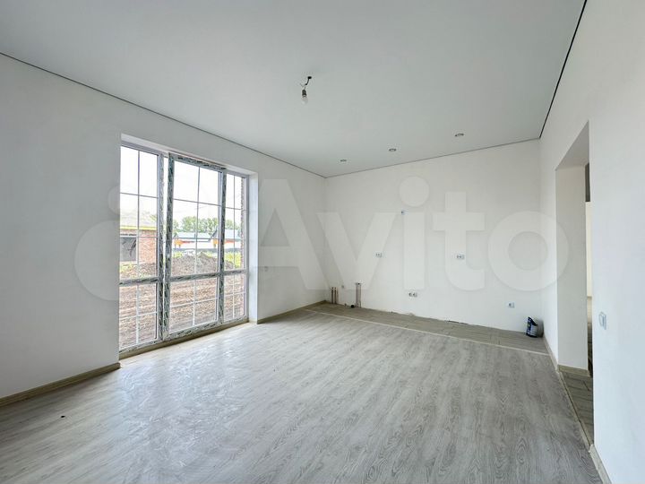 Дом 104 м² на участке 6 сот.