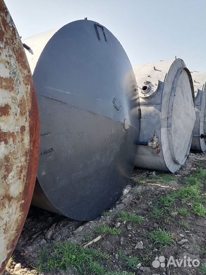 Цистерны резервуары бу