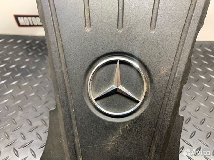 Декоративная крышка двигателя Mercedes M278