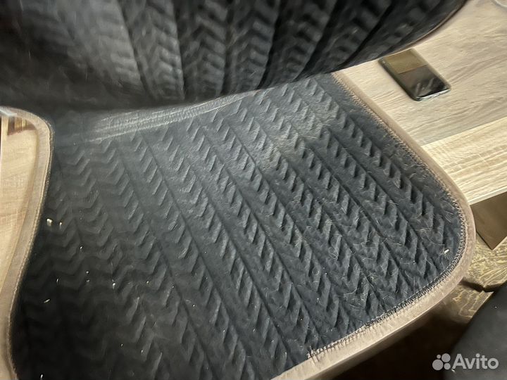 Вальтрап для лошади кентукки