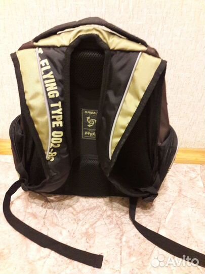 Рюкзак школьный