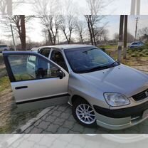 Toyota Raum 1.5 AT, 2000, 330 000 км, с пробегом, цена 515 000 руб.