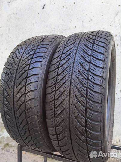 Goodyear UltraGrip Performance 225/55 R17 97H
