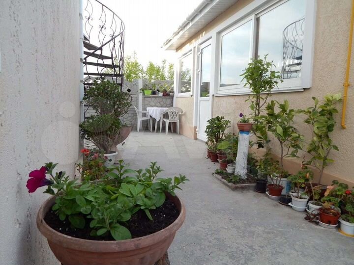 Дом 56 м² на участке 1 сот.