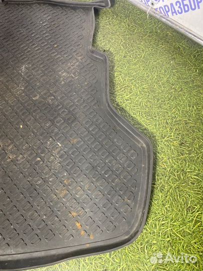 Коврик багажника Kia Rio 3 седан 1.6 G4FC 2011