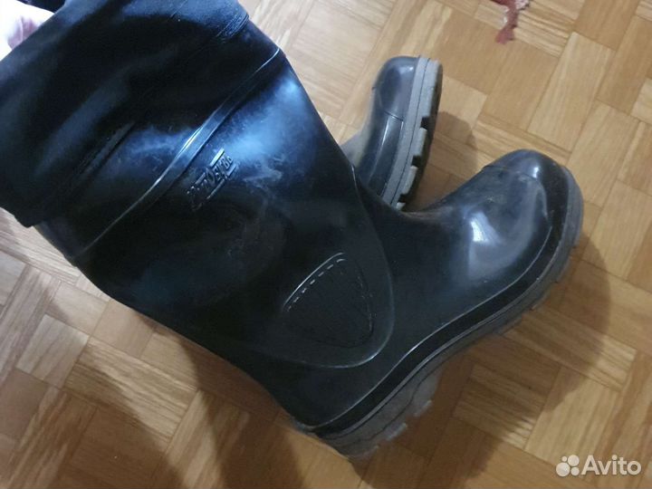 Резиновые сапоги мужские, 41 и 42 р