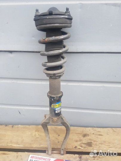 Стойка подвески передняя правая Kia Opirus G6CT