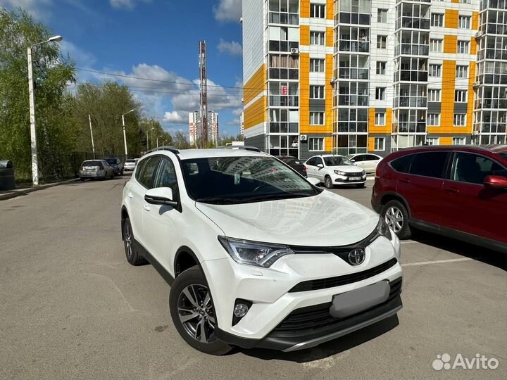 Toyota RAV4 2.5 AT, 2019, 49 000 км