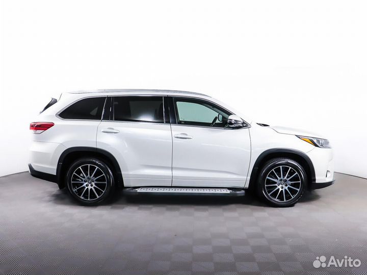 Toyota Highlander 3.5 AT, 2018, 126 716 км