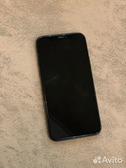 iPhone 11 Pro, 64 ГБ