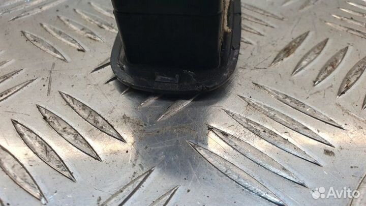 Кнопка стеклоподъемника