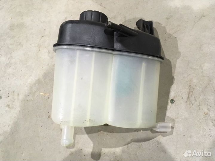 Бачок расширительный Mercedes-Benz A-Class W169