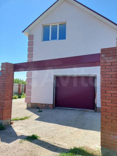 Дом 254 м² на участке 7 сот.