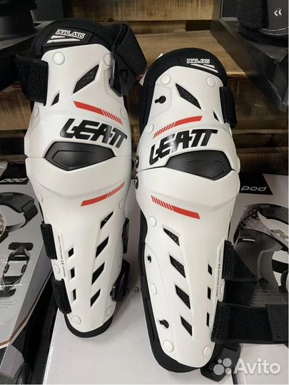 Подростковые наколенники Leatt Dual Axis Junior