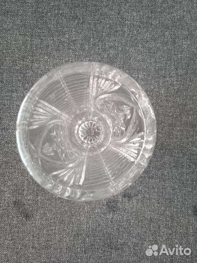 Хрустальная ваза