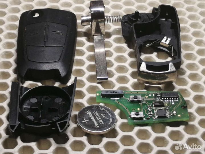 13.189.115 delphi Opel Vectra C Signum чип ключ