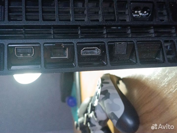 Игровая приставка ps4 бу
