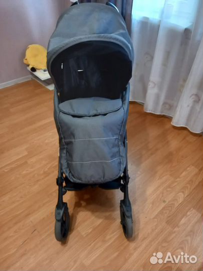 Коляска прогулочная