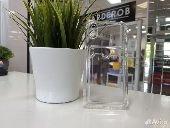 Чехол с карманом для карт iPhone