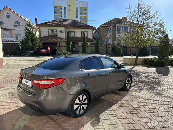 Kia Rio 1.6 AT, 2013, 131 000 км