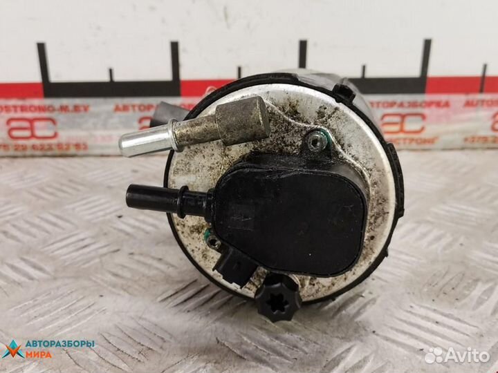 Корпус топливного фильтра Volvo C30 рест. 2010