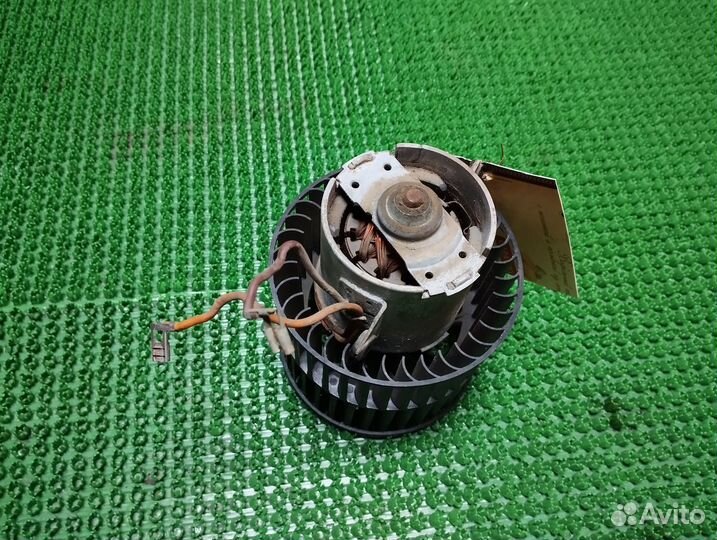 Моторчик печки Opel Astra F (Универсал)