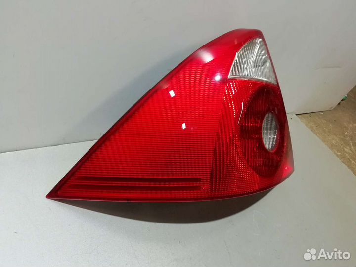 Фонарь левый Форд Мондео 3 (2003-2005г) рестайл