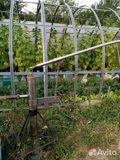 Продаю ручной насос для скважины
