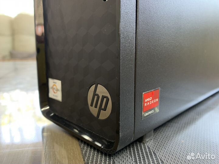 Шустный компактный пк HP