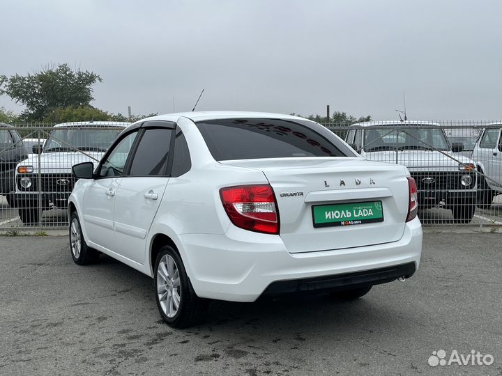 LADA Granta 1.6 МТ, 2022, 5 812 км