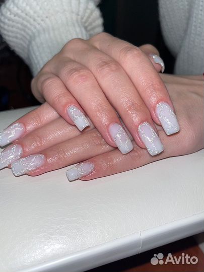 Маникюр, наращивание ногтей