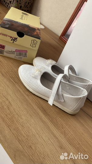 Туфли для девочки кожаные