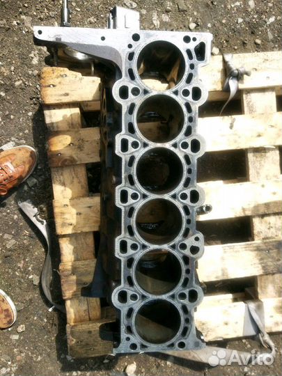 Блок цилиндров М57 бмв е39 Е46 е53 D1