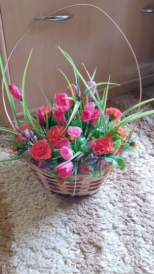 Корзина с цветами