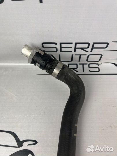 Патрубок системы охлождения Ford Focus 3 CB8 1.6L