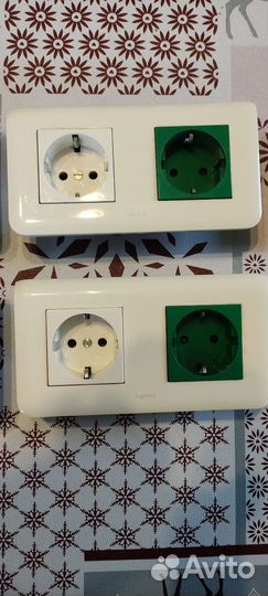 Розетки и выключатели Legrand