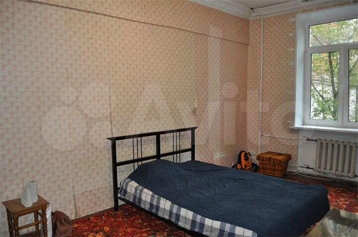 Комната 21 м² в 4-к., 2/5 эт.