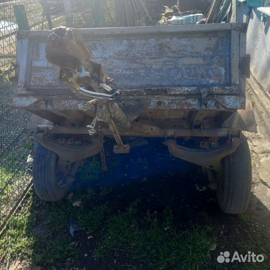 2 Прицепа легковые бу