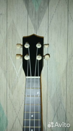 Детская укулеле
