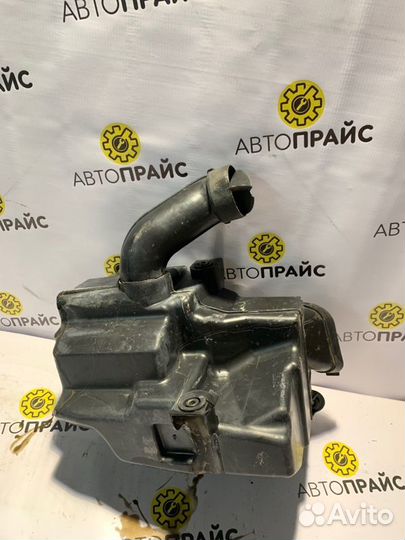 Резонатор воздушного фильтра Ford Focus 2 qqdb 1.8