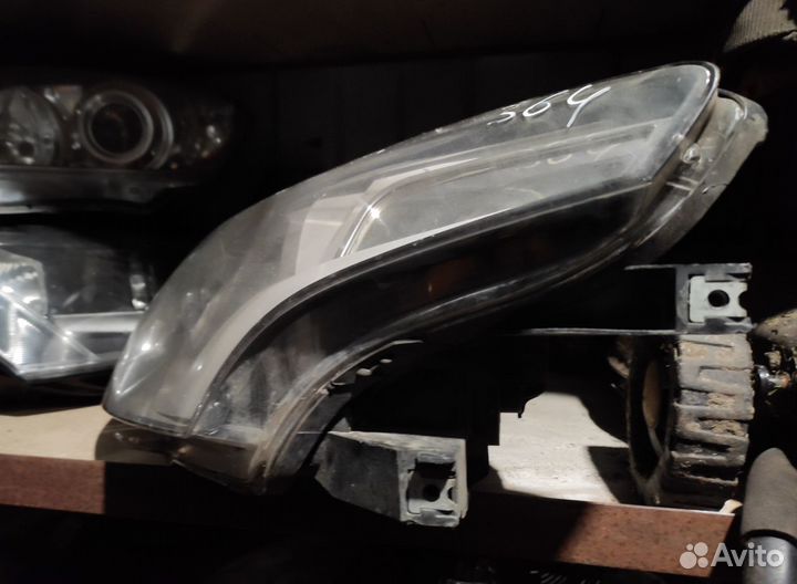 Фара левая Mitsubishi Outlander 2012