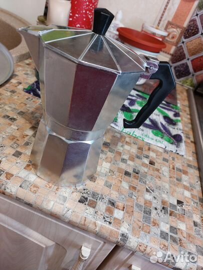 Гейзерная кофеварка