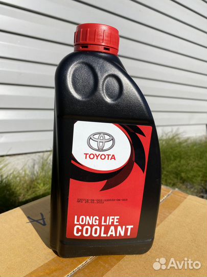 Антифриз Toyota Long Life Coolant красный, 1л