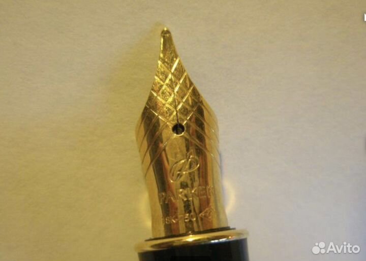 Перьевая ручка parker