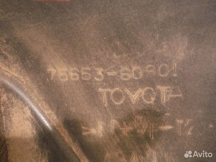 Накладка расширитель крыла заднего правого toyota