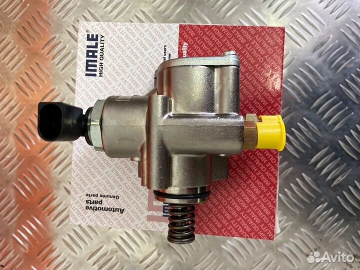 Насос топливный высокого давления тнвд Audi Q7 4.2