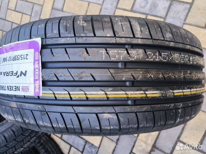 Nexen N'Fera SU1 215/55 R17 94V