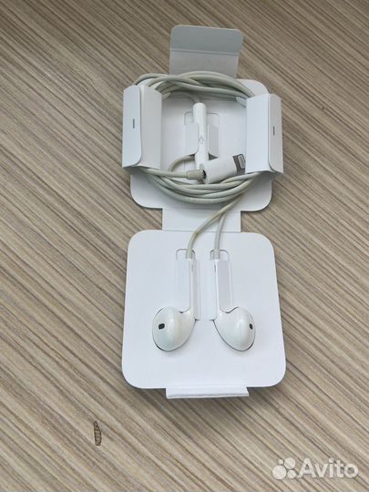 Наушники apple earpods