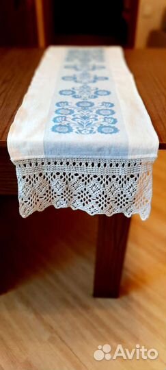 Винтажное полотенце с кружевом ручной работы